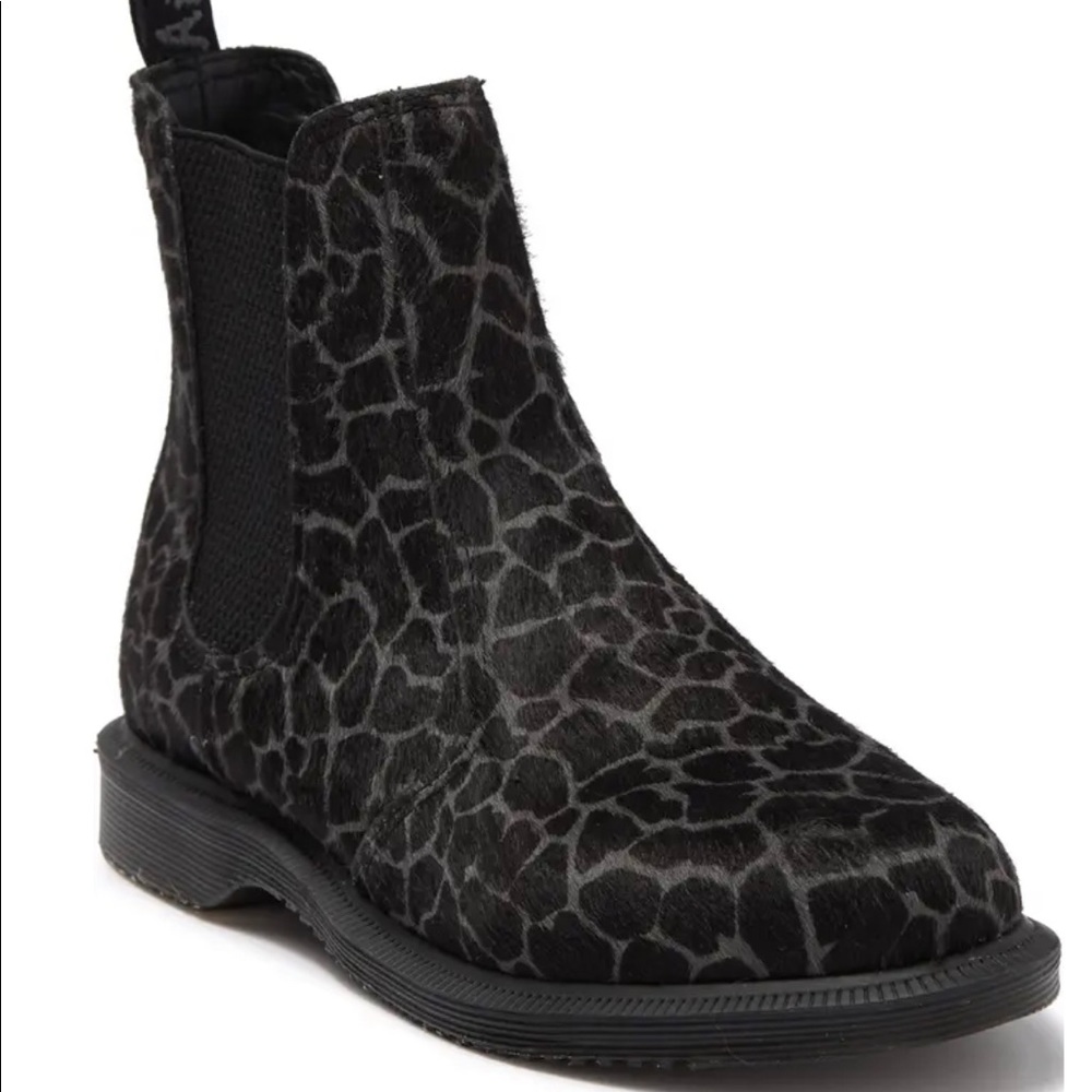 Dr MARTENS FLORA HAIR ON Black Grey Boot Size:7 - Picture 1 of 11